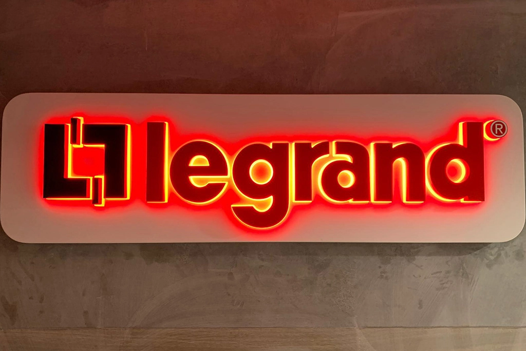 Bigadiç Tabelacı